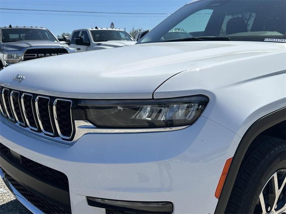 new 2025 Jeep Grand Cherokee L car