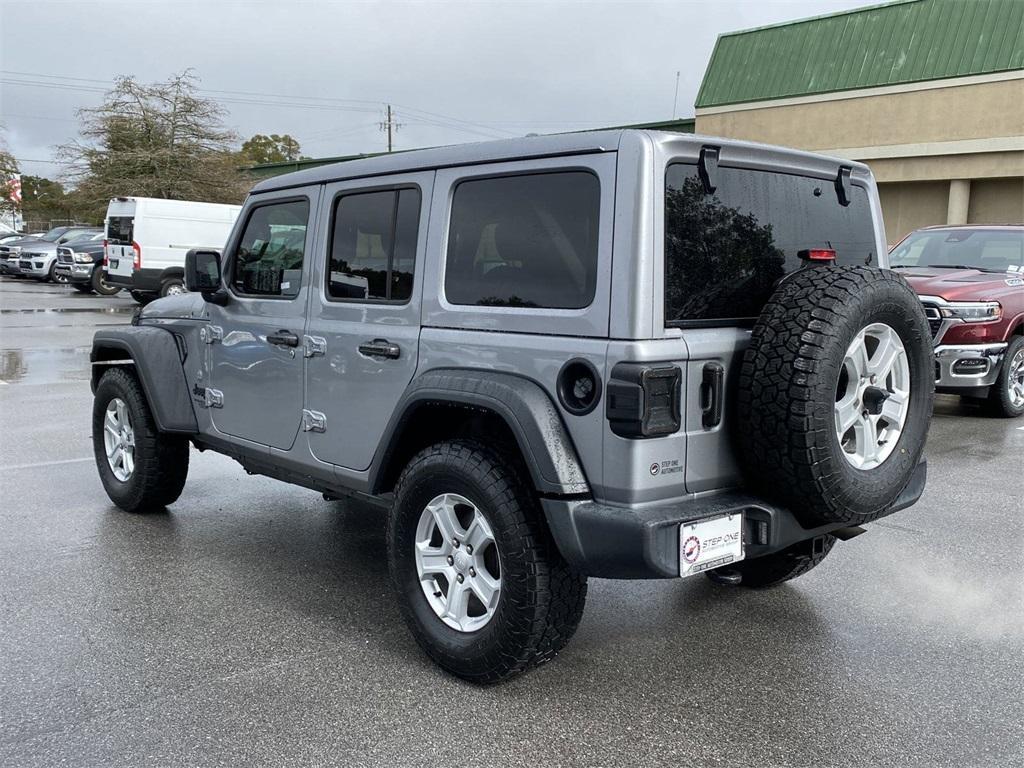 used 2021 Jeep Wrangler Unlimited car, priced at $28,011