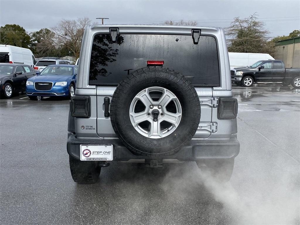 used 2021 Jeep Wrangler Unlimited car, priced at $28,011