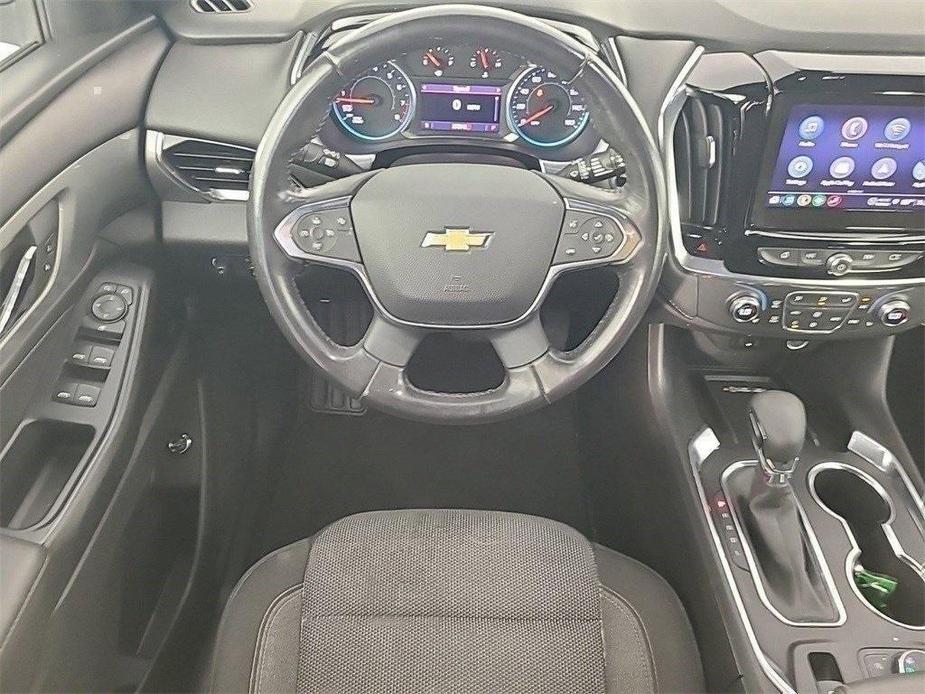 used 2022 Chevrolet Traverse car, priced at $25,988