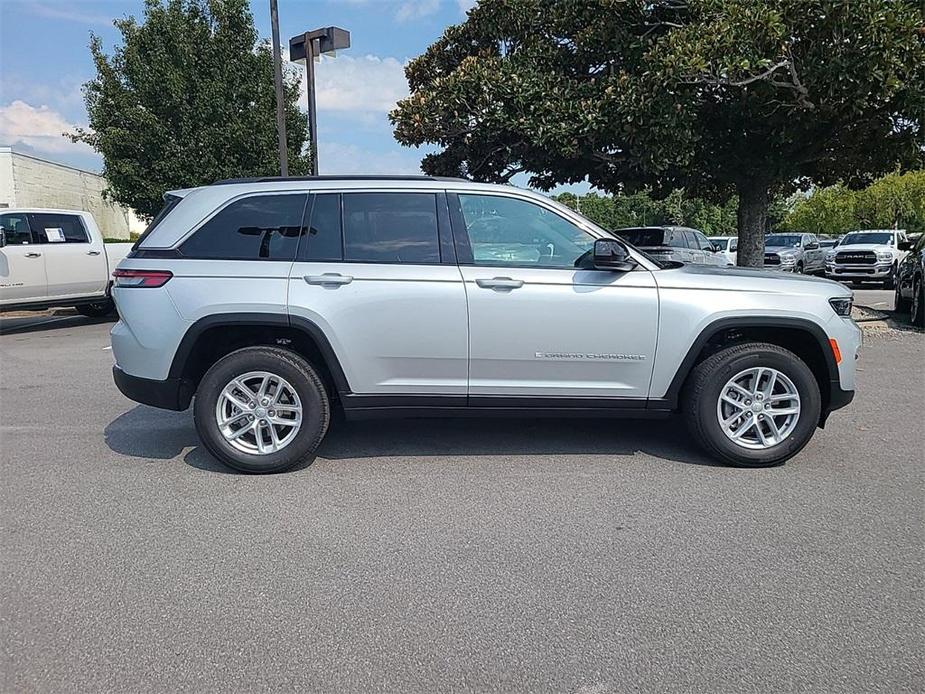 new 2024 Jeep Grand Cherokee car, priced at $32,245