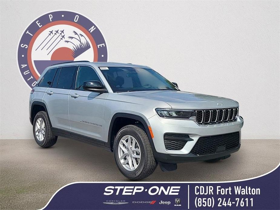 new 2024 Jeep Grand Cherokee car, priced at $32,245