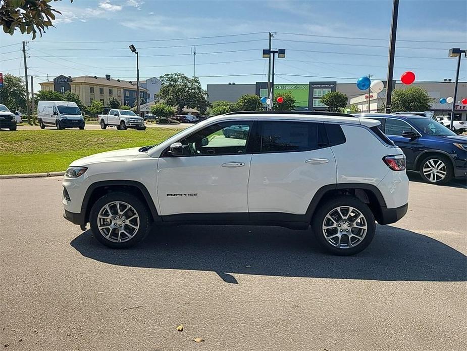 new 2024 Jeep Compass car, priced at $29,765