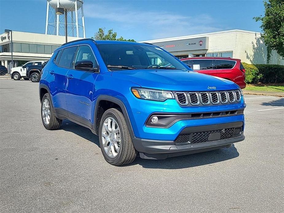 new 2024 Jeep Compass car, priced at $27,995