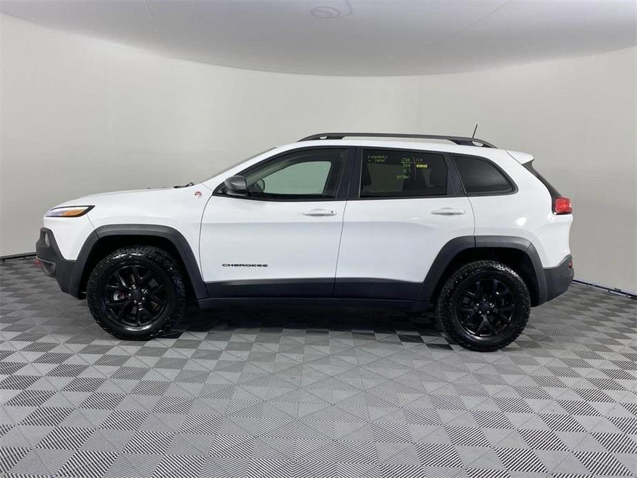 used 2016 Jeep Cherokee car, priced at $15,891