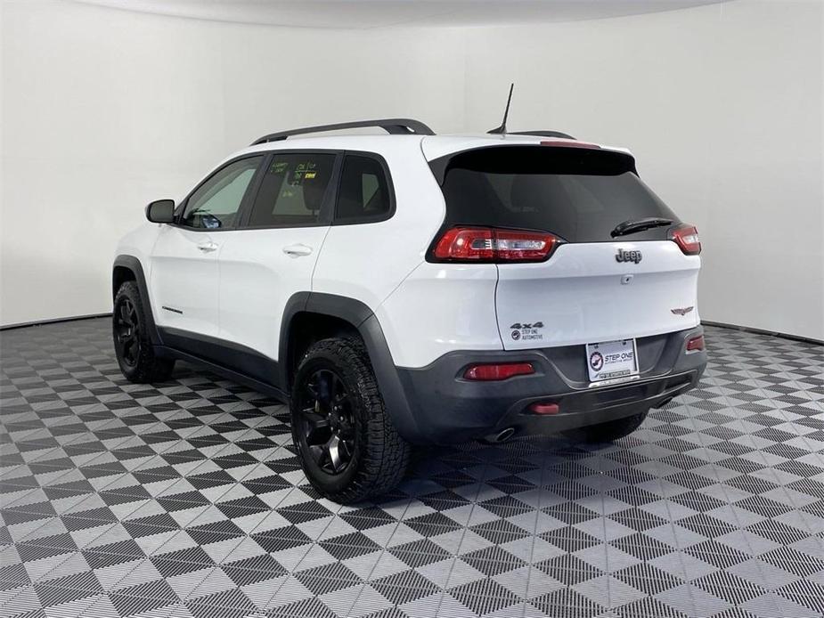 used 2016 Jeep Cherokee car, priced at $15,891