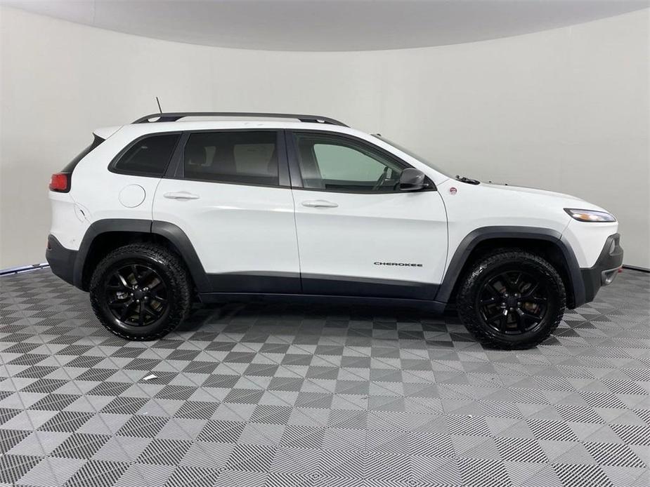 used 2016 Jeep Cherokee car, priced at $15,891