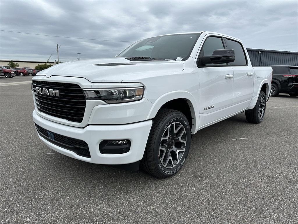 new 2025 Ram 1500 car, priced at $55,995