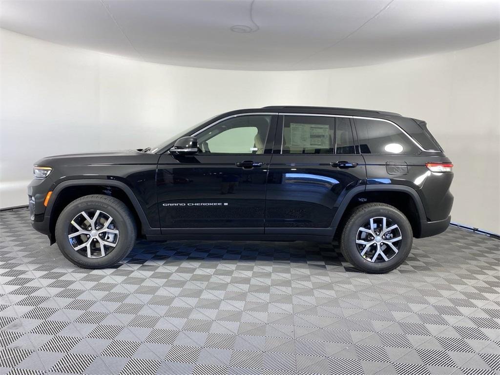 new 2025 Jeep Grand Cherokee car, priced at $45,814