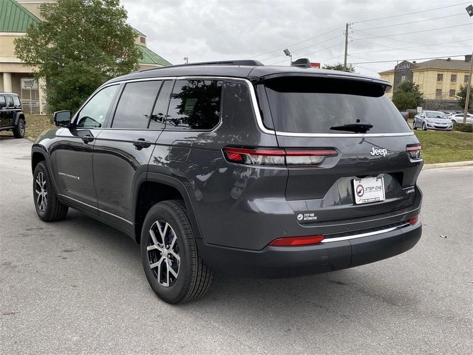 new 2025 Jeep Grand Cherokee L car