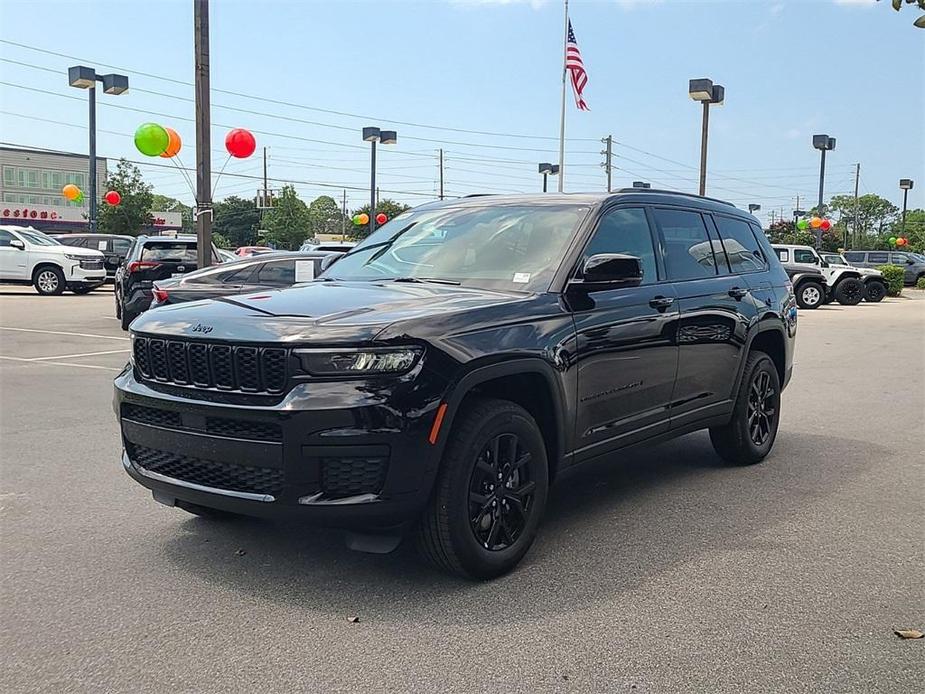 new 2024 Jeep Grand Cherokee L car, priced at $43,745