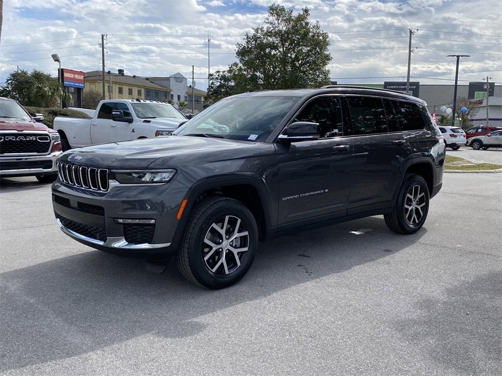 new 2025 Jeep Grand Cherokee L car, priced at $46,995