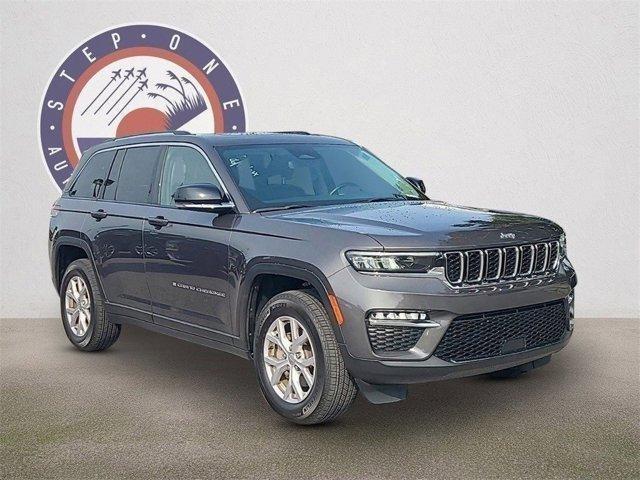 used 2022 Jeep Grand Cherokee car, priced at $28,263