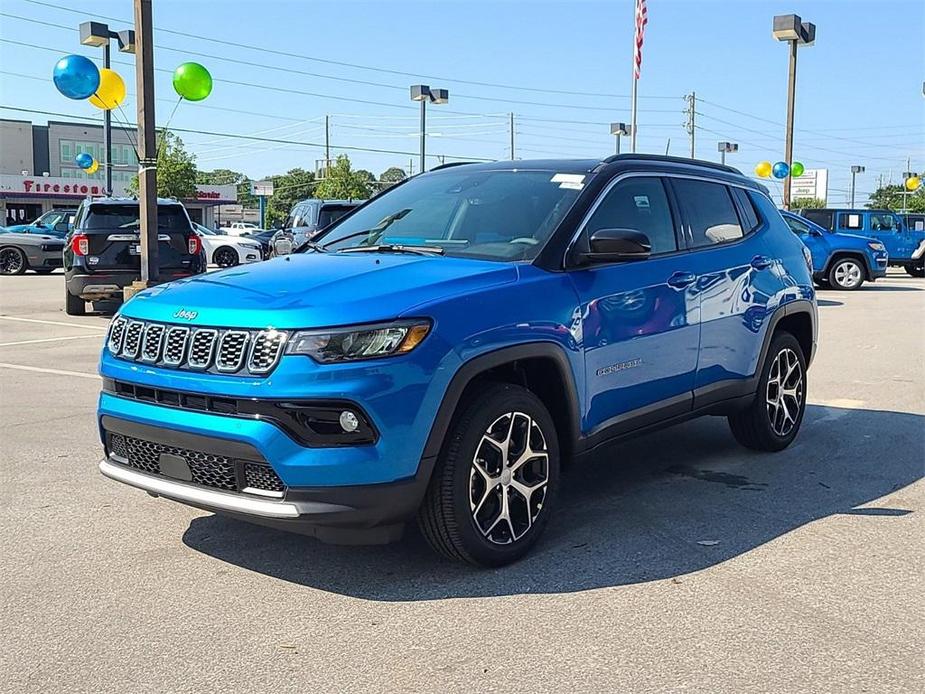 new 2024 Jeep Compass car, priced at $31,995