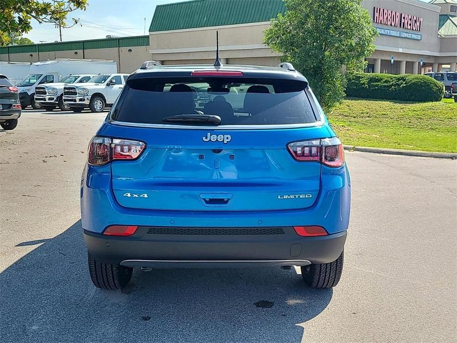 new 2024 Jeep Compass car, priced at $31,995