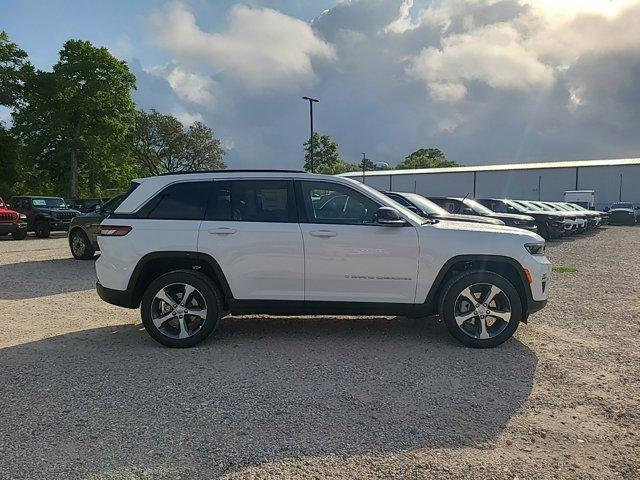 new 2024 Jeep Grand Cherokee car, priced at $47,340