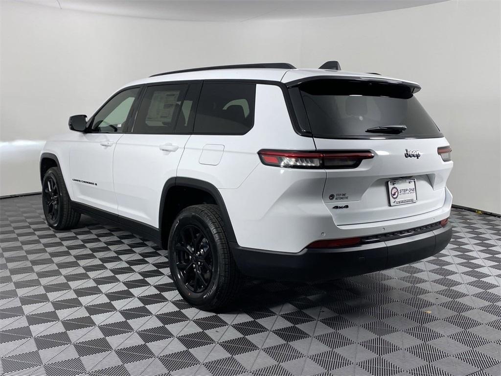 new 2025 Jeep Grand Cherokee L car, priced at $41,995