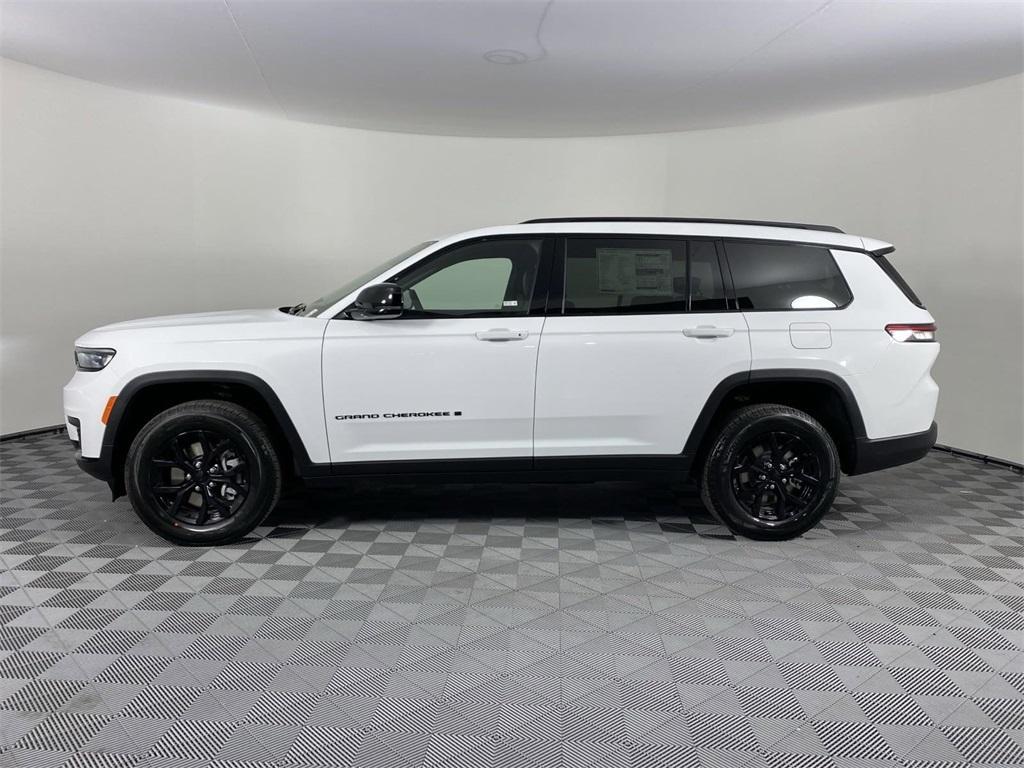 new 2025 Jeep Grand Cherokee L car, priced at $41,995