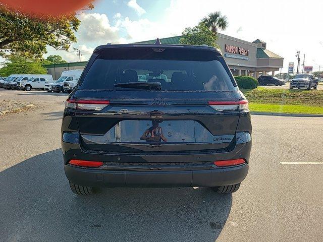 new 2024 Jeep Grand Cherokee car, priced at $50,960