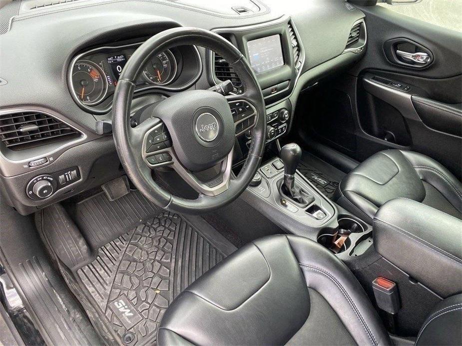 used 2019 Jeep Cherokee car, priced at $14,938