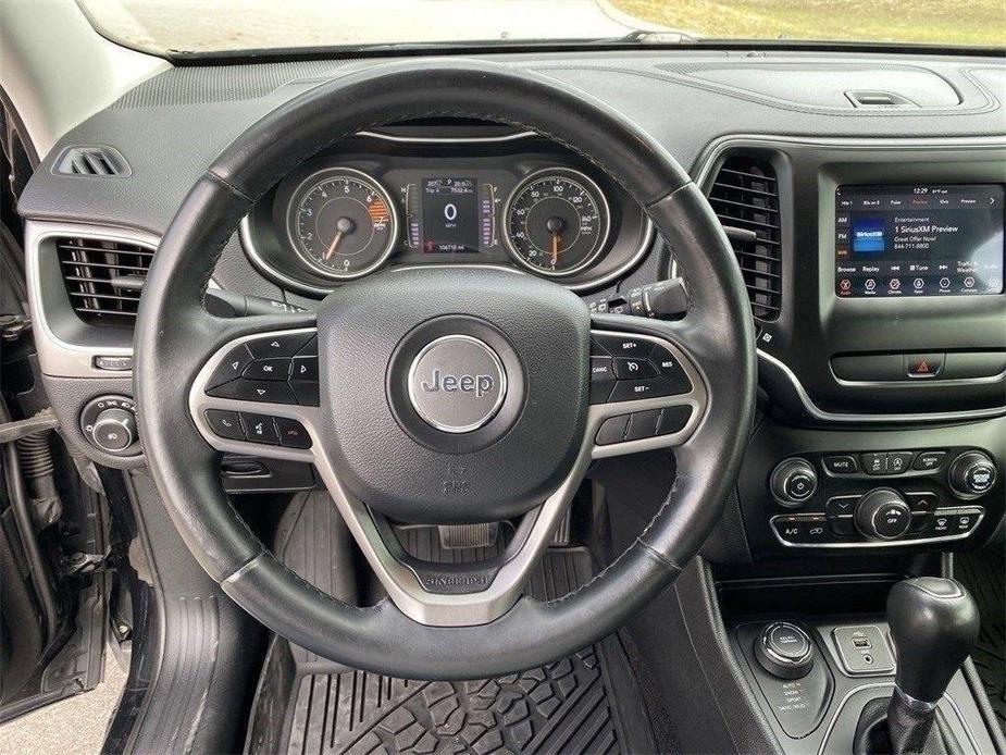 used 2019 Jeep Cherokee car, priced at $14,938