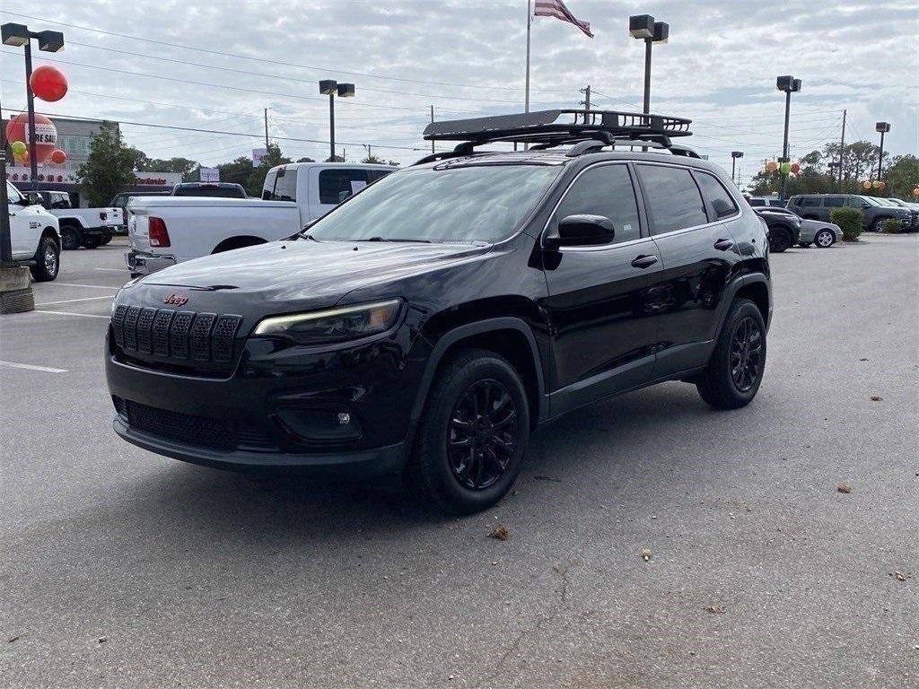 used 2019 Jeep Cherokee car, priced at $14,938