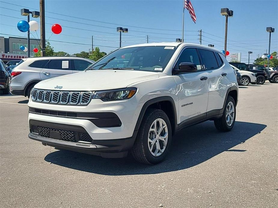 new 2024 Jeep Compass car, priced at $23,995