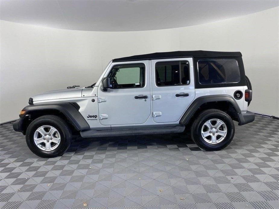 used 2022 Jeep Wrangler Unlimited car, priced at $29,052