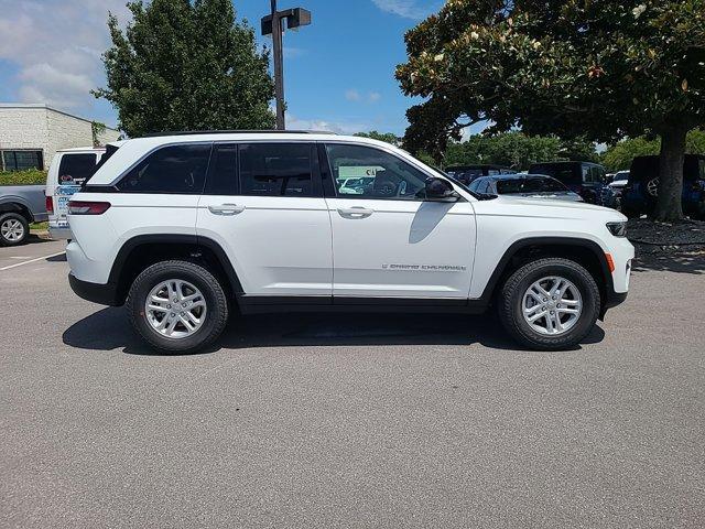 new 2024 Jeep Grand Cherokee car, priced at $39,580