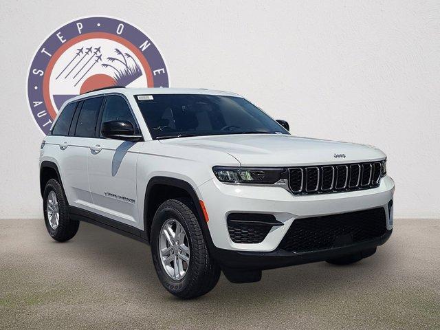 new 2024 Jeep Grand Cherokee car, priced at $39,580