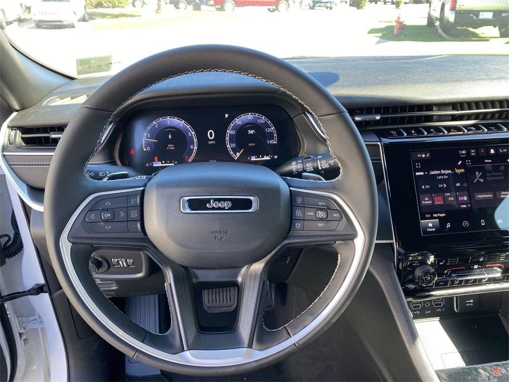 new 2024 Jeep Grand Cherokee L car, priced at $38,580