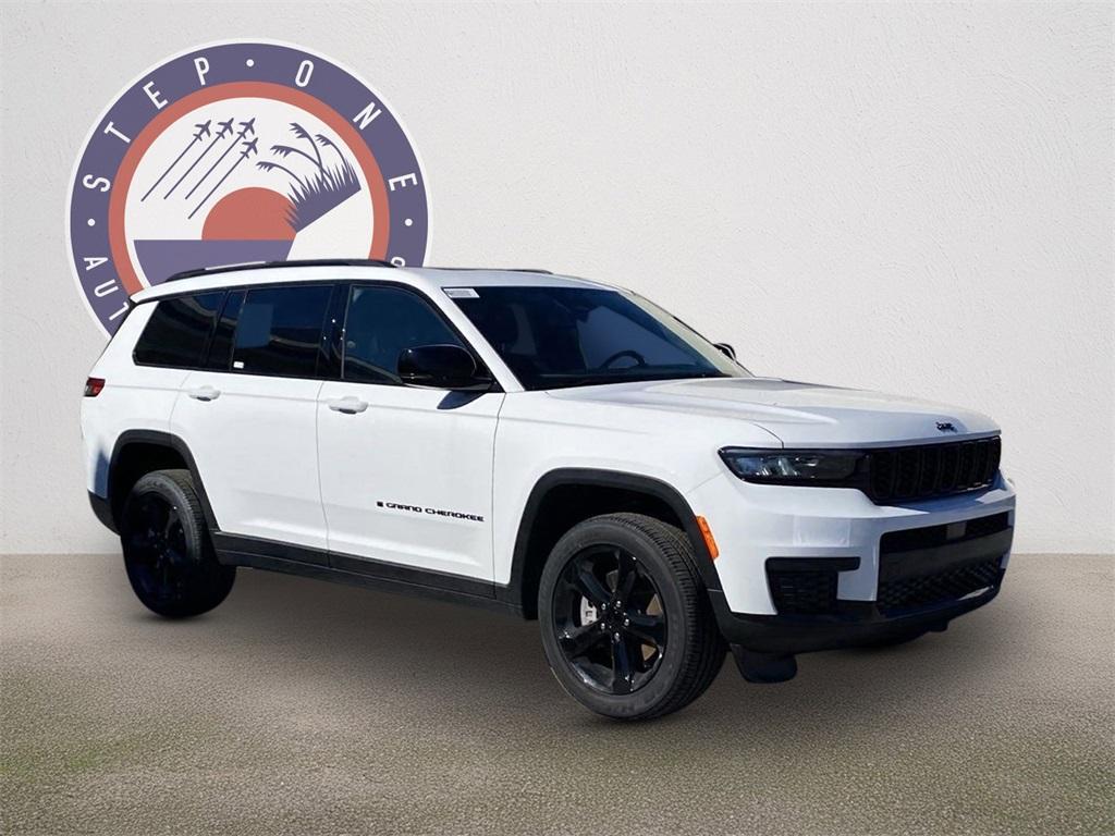 new 2024 Jeep Grand Cherokee L car, priced at $38,580