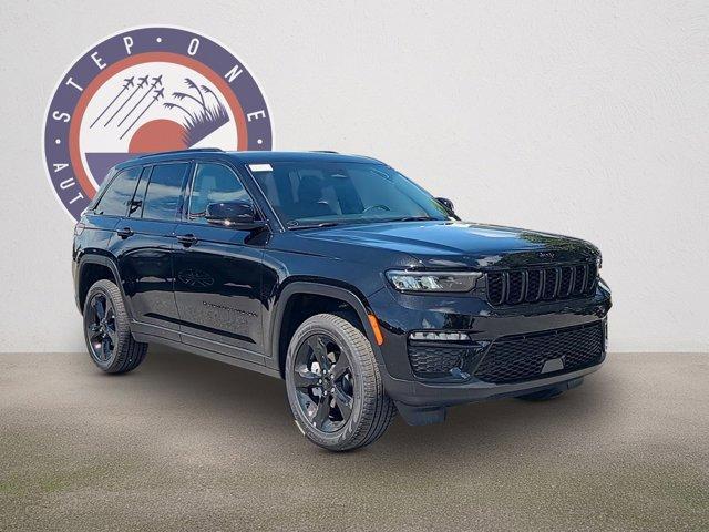 new 2024 Jeep Grand Cherokee car, priced at $45,901