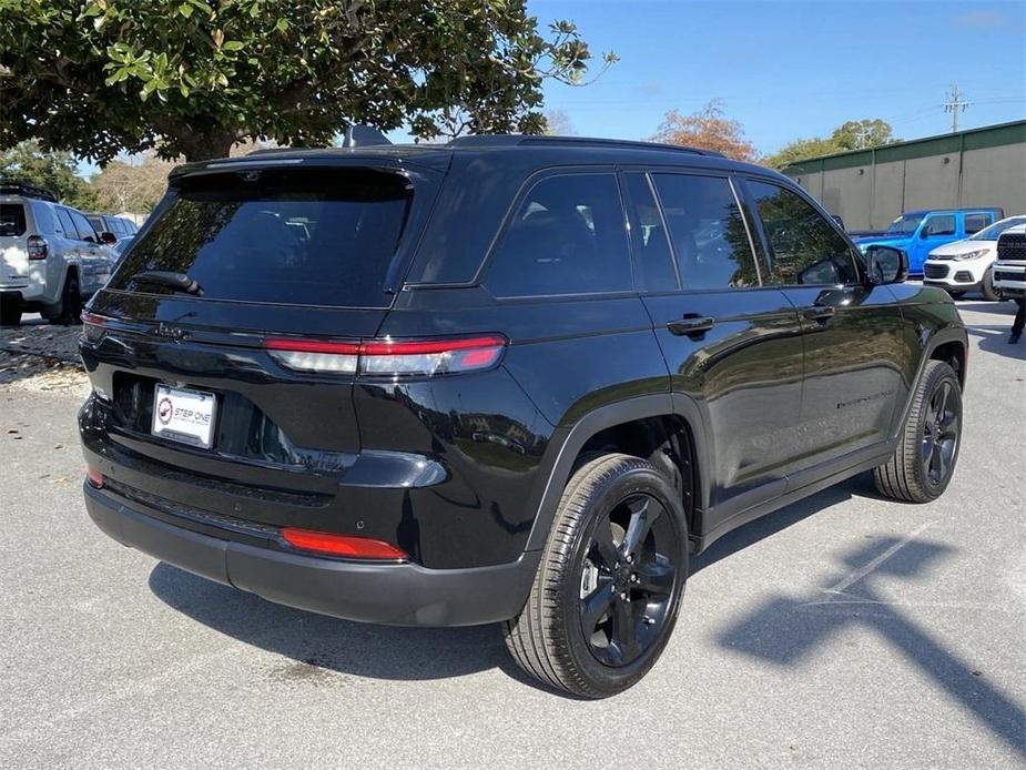 new 2025 Jeep Grand Cherokee car