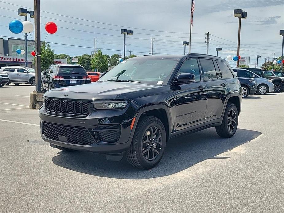 new 2024 Jeep Grand Cherokee car, priced at $41,745