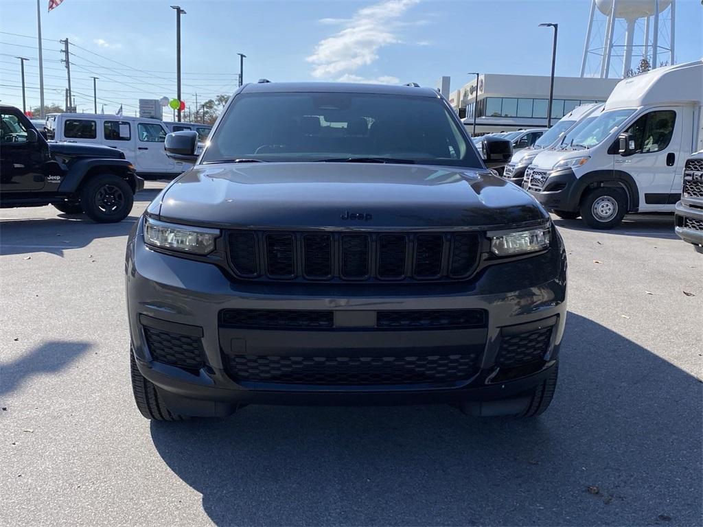 new 2025 Jeep Grand Cherokee L car, priced at $42,995