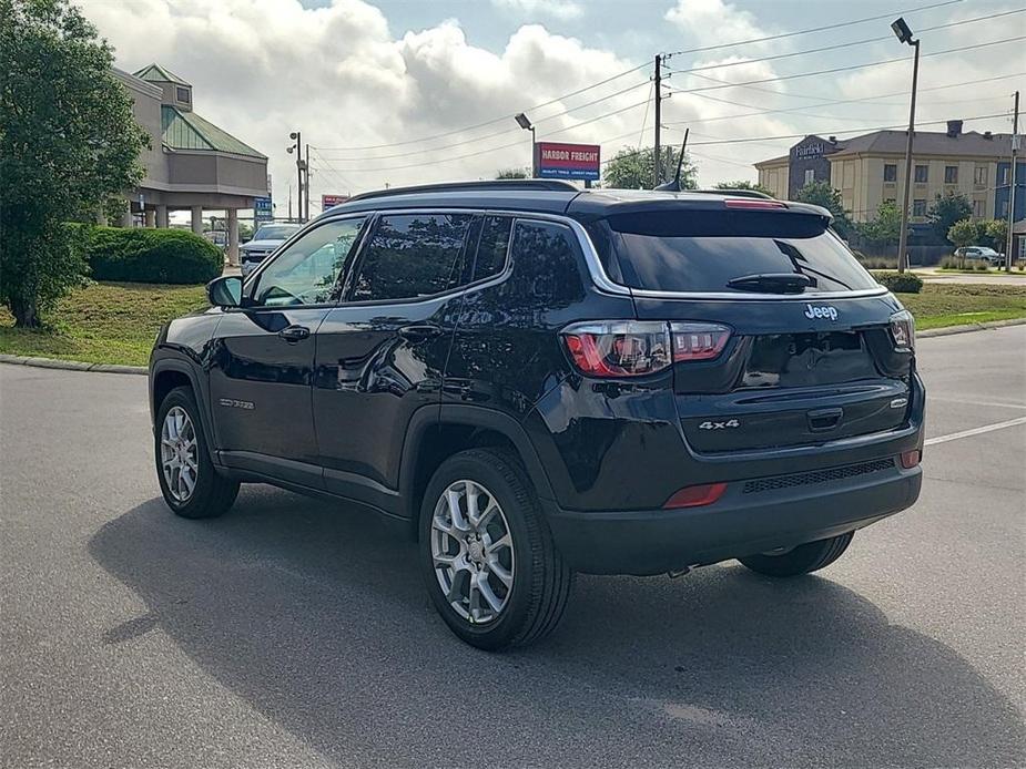 new 2024 Jeep Compass car, priced at $28,495