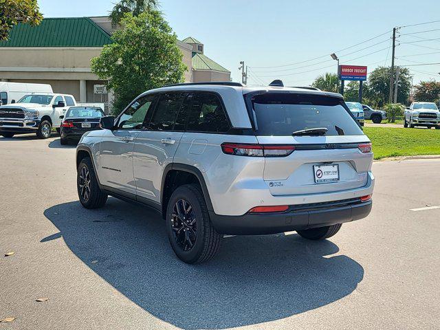 new 2024 Jeep Grand Cherokee car, priced at $41,344