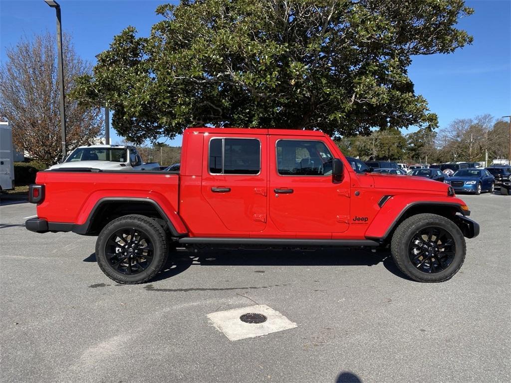 new 2025 Jeep Gladiator car