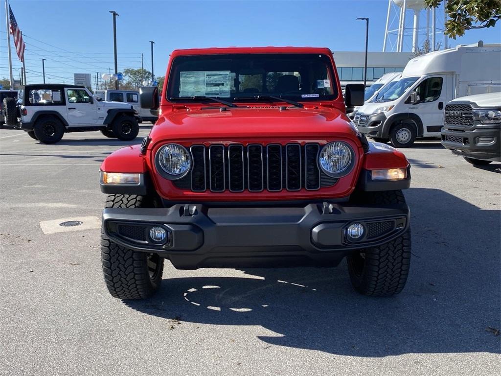 new 2025 Jeep Gladiator car