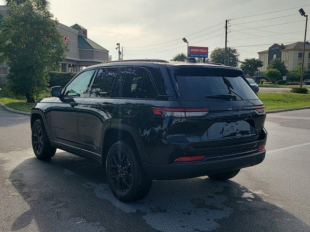 new 2024 Jeep Grand Cherokee car, priced at $42,132