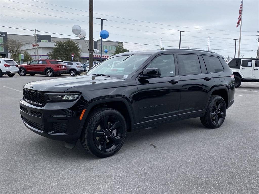 new 2025 Jeep Grand Cherokee L car, priced at $44,425