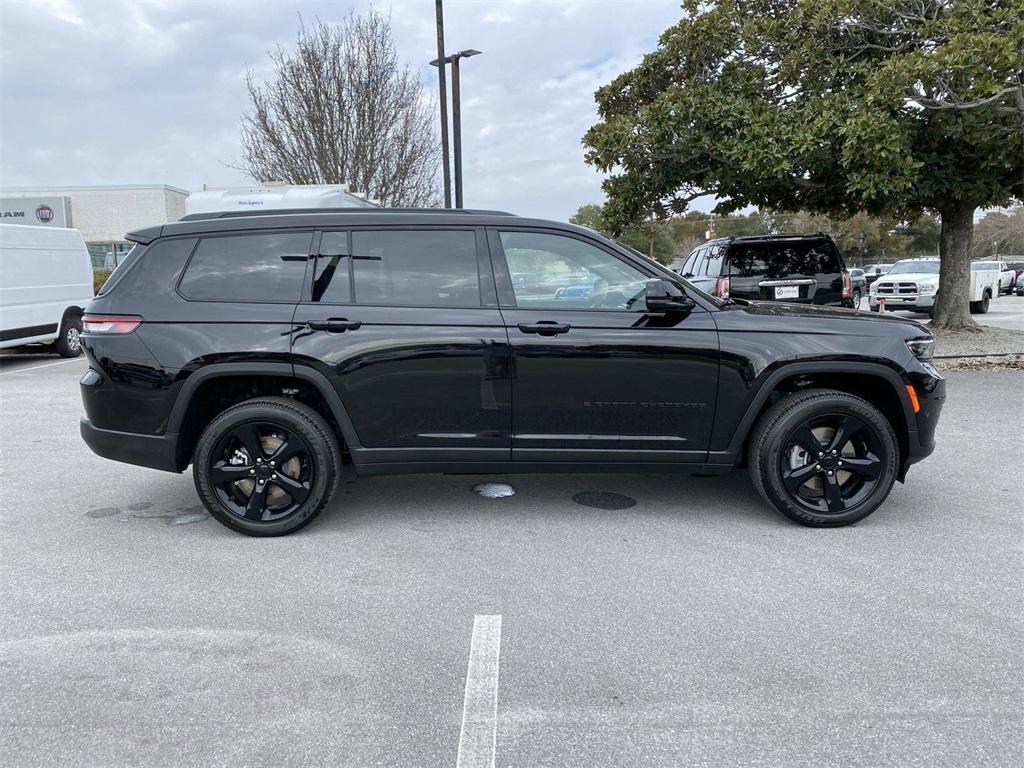 new 2025 Jeep Grand Cherokee L car, priced at $44,425