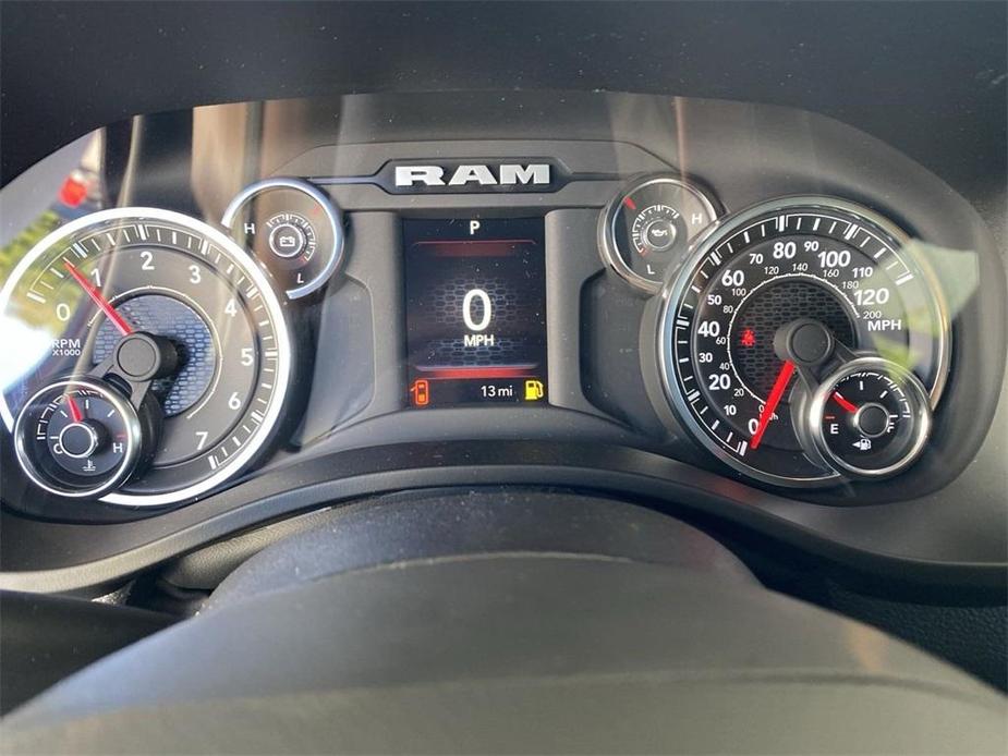 new 2025 Ram 1500 car, priced at $46,595