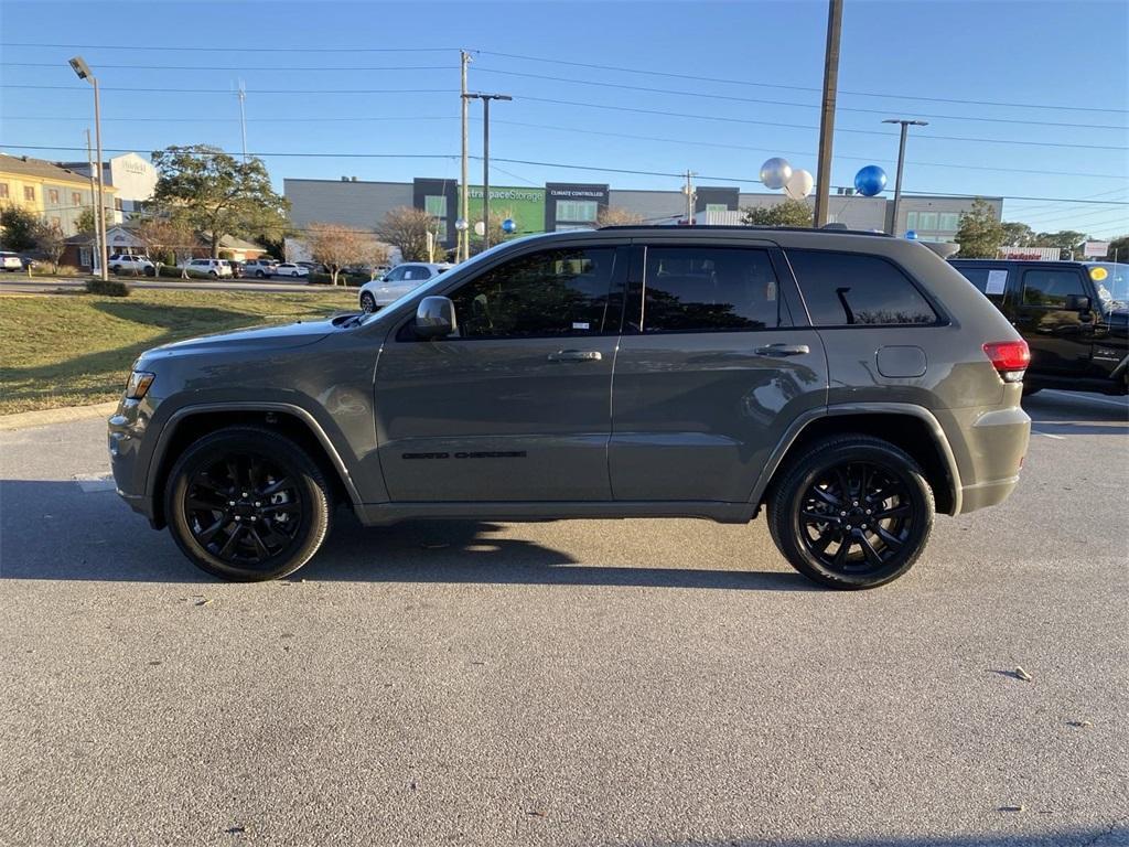 used 2021 Jeep Grand Cherokee car, priced at $27,207