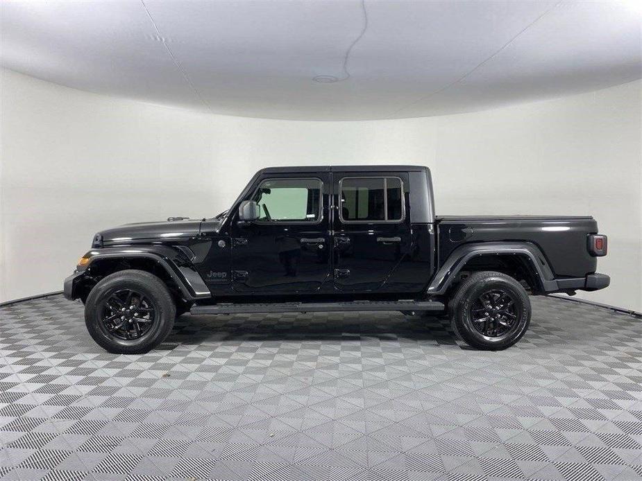 used 2022 Jeep Gladiator car, priced at $32,950