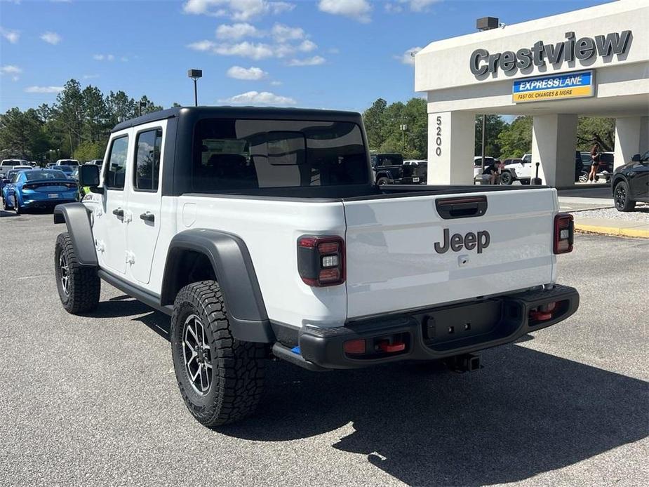 new 2024 Jeep Gladiator car