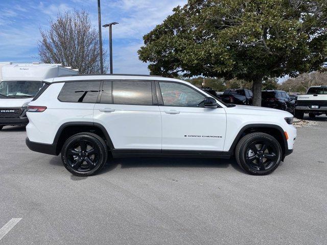 new 2025 Jeep Grand Cherokee L car, priced at $43,628