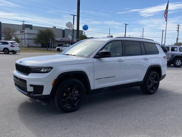 new 2025 Jeep Grand Cherokee L car, priced at $43,628