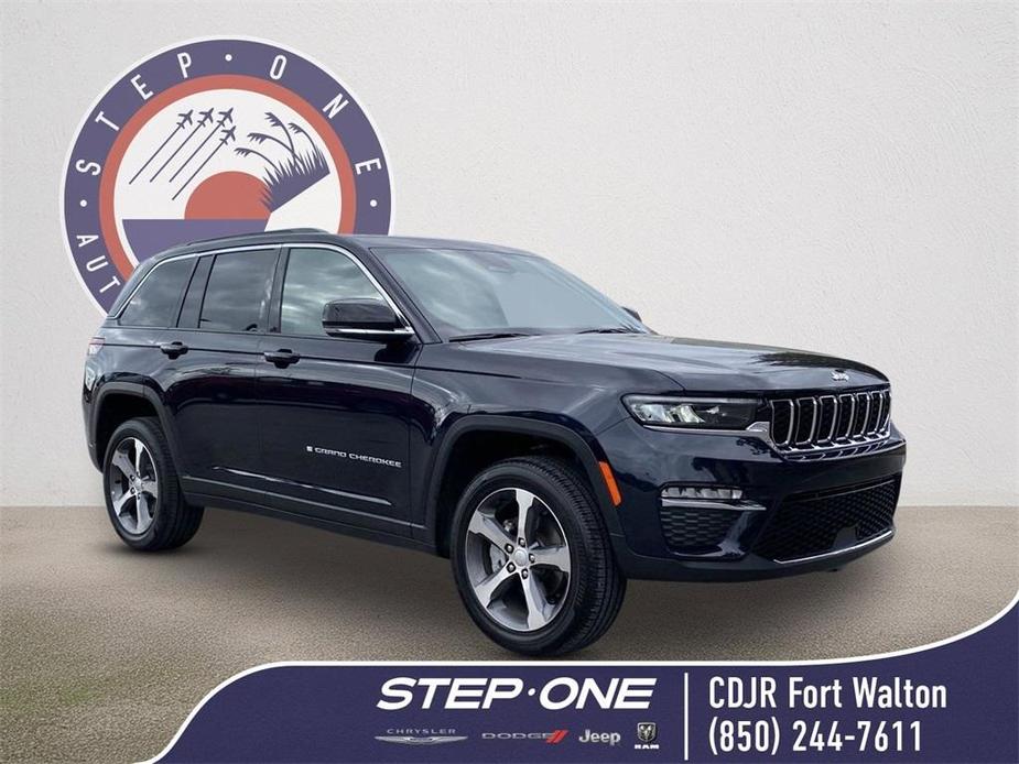 new 2024 Jeep Grand Cherokee car, priced at $47,935